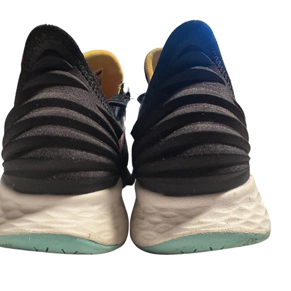 New Balance Fresh Foam Sneakers. Women’s Size 9. - Picture 5 of 6